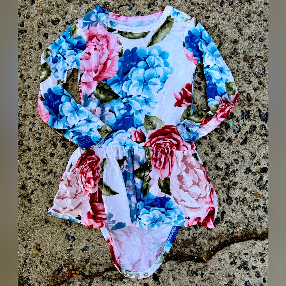 Posh Peanut Hydrangea long sleeve twirl